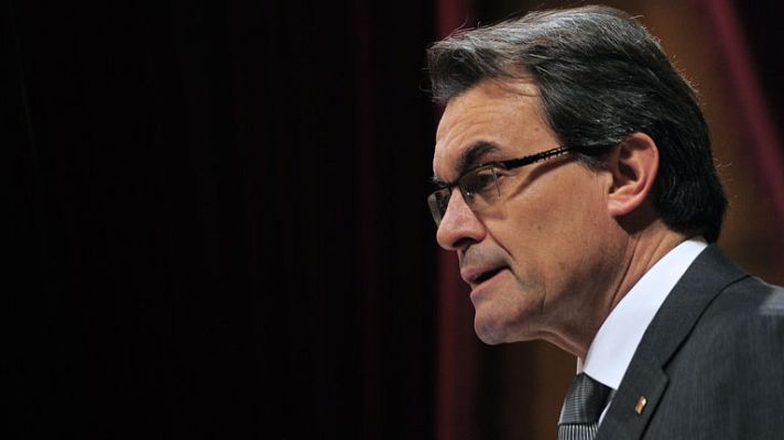 Telediario 1 - Artur Mas será reelegido hoy como president de la Generalitat con el apoyo de CiU y ERC