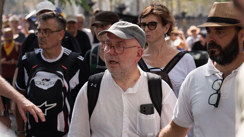 Boye, abogado de Puigdemont: "Se ha ido a casa, donde tiene su lugar de trabajo" - Informativo 24h | Ver