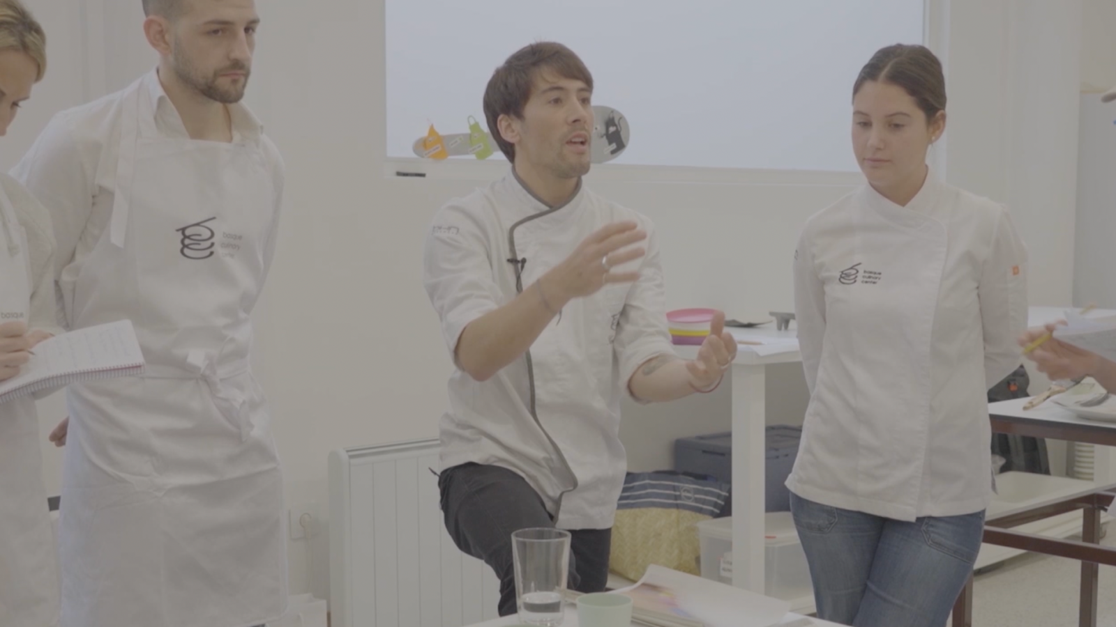 Clase de inicio al emplatado de MasterChef 12 - MasterChef | Ver