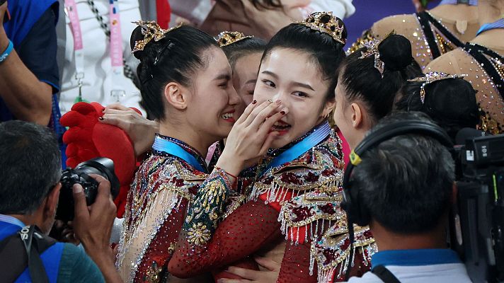 El oro de China en gimnasia rítmica que es una oda a la perfección