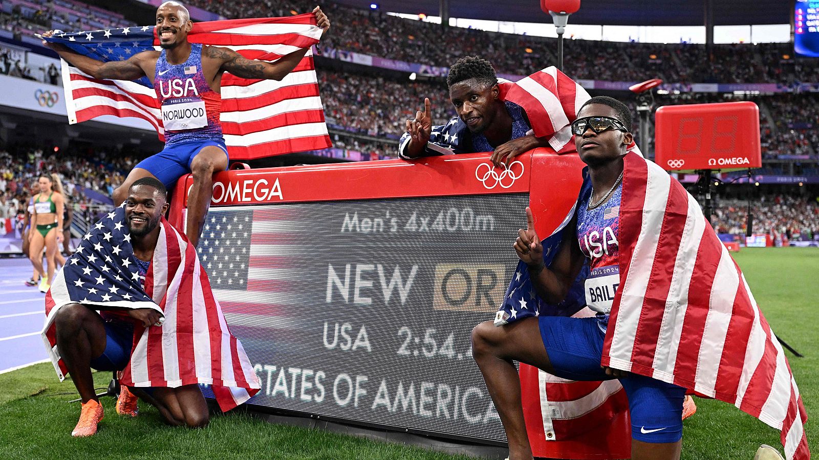 Atletismo final 4x400m relevo (M): Rai Benjamin resiste el sprint final y le da el oro a EE.UU