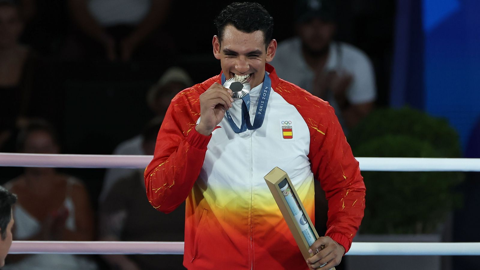 Ayoub Ghadfa, medalla de plata en boxeo +92kg 10/08/2024 | JJOO París 2024