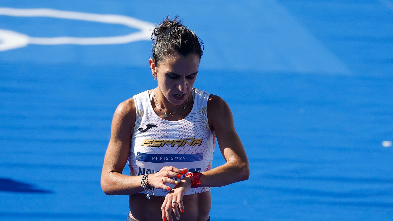 Navarrete: ''He vomitado en el kilómetro 21, pero tenía que acabar'' - Atletismo JJOO París 2024 | Ver