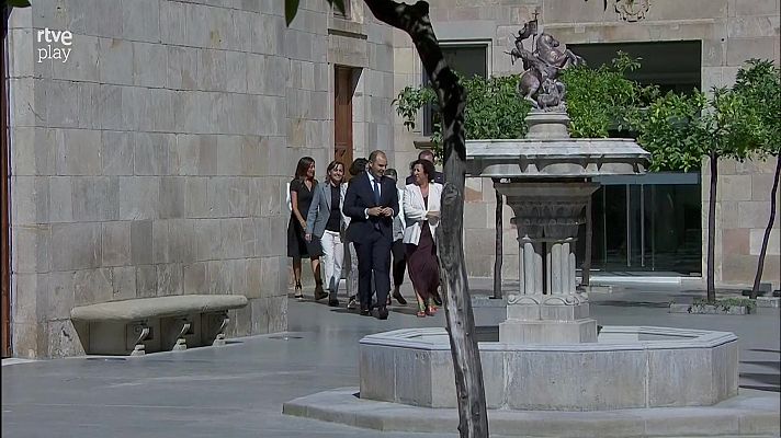 Prometen el càrrec els 16 nous consellers del Govern de Salvador Illa