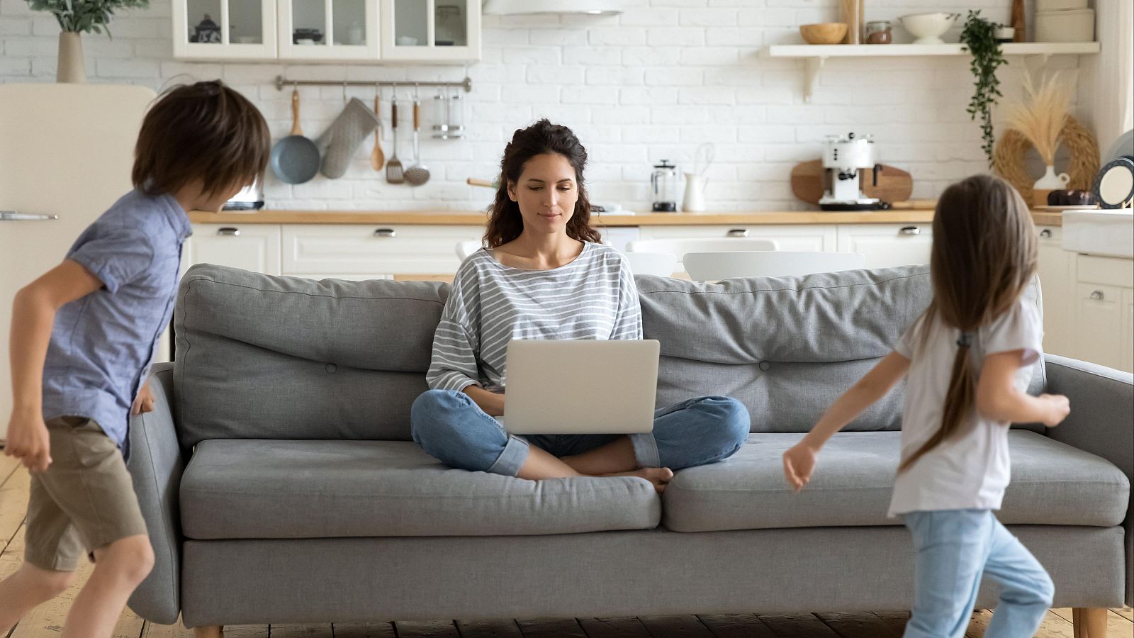 Conciliar en verano, un sudoku imposible para las familias | Ver