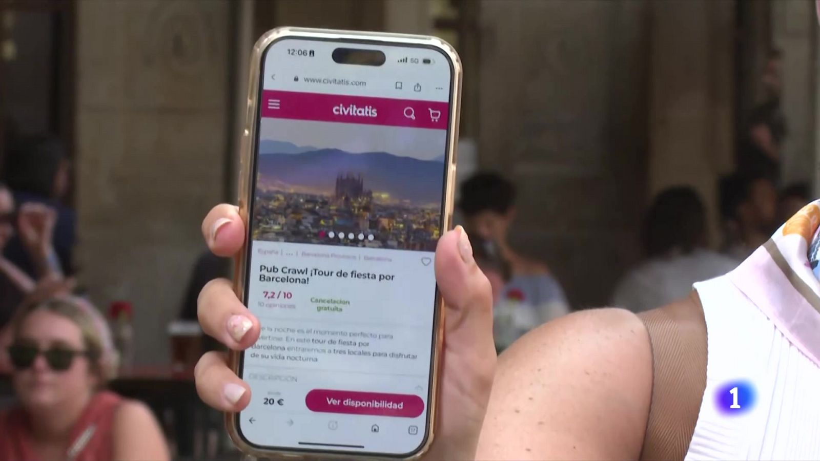Barcelona allarga quatre anys la prohibició dels tours de borratxera - L'Informatiu | Veure