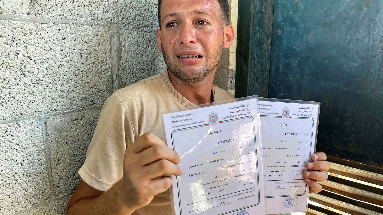 Familias rotas por los ataques israelí en Gaza: la cifra de muertos roza los 40.000 | Ver