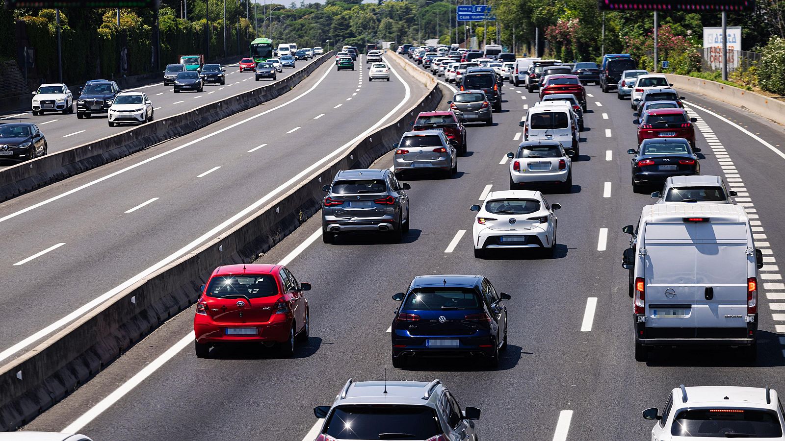 La DGT prevé más de ocho millones de desplazamientos hasta el domingo