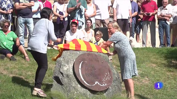 L'Informatiu - Ripoll fa un homenatge a les víctimes del 17A