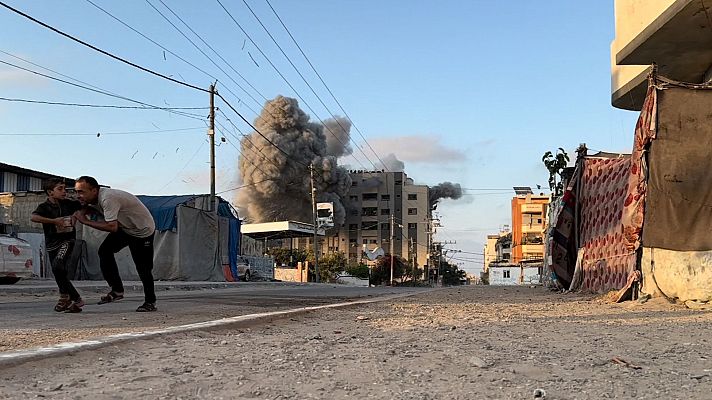 Israel bombardea toda la Franja pese a las negociaciones para una tregua