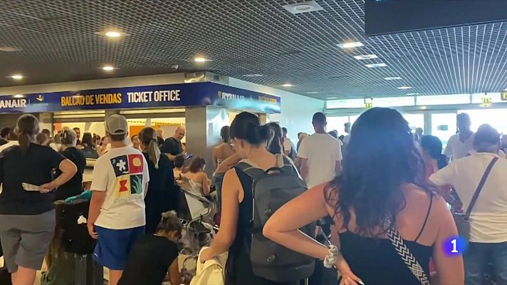 L'Informatiu - Tornen a casa els 54 catalans atrapats a Madeira