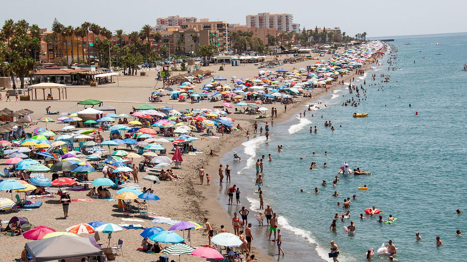 Evitar robos en las playa: vigilar tus objetos personales