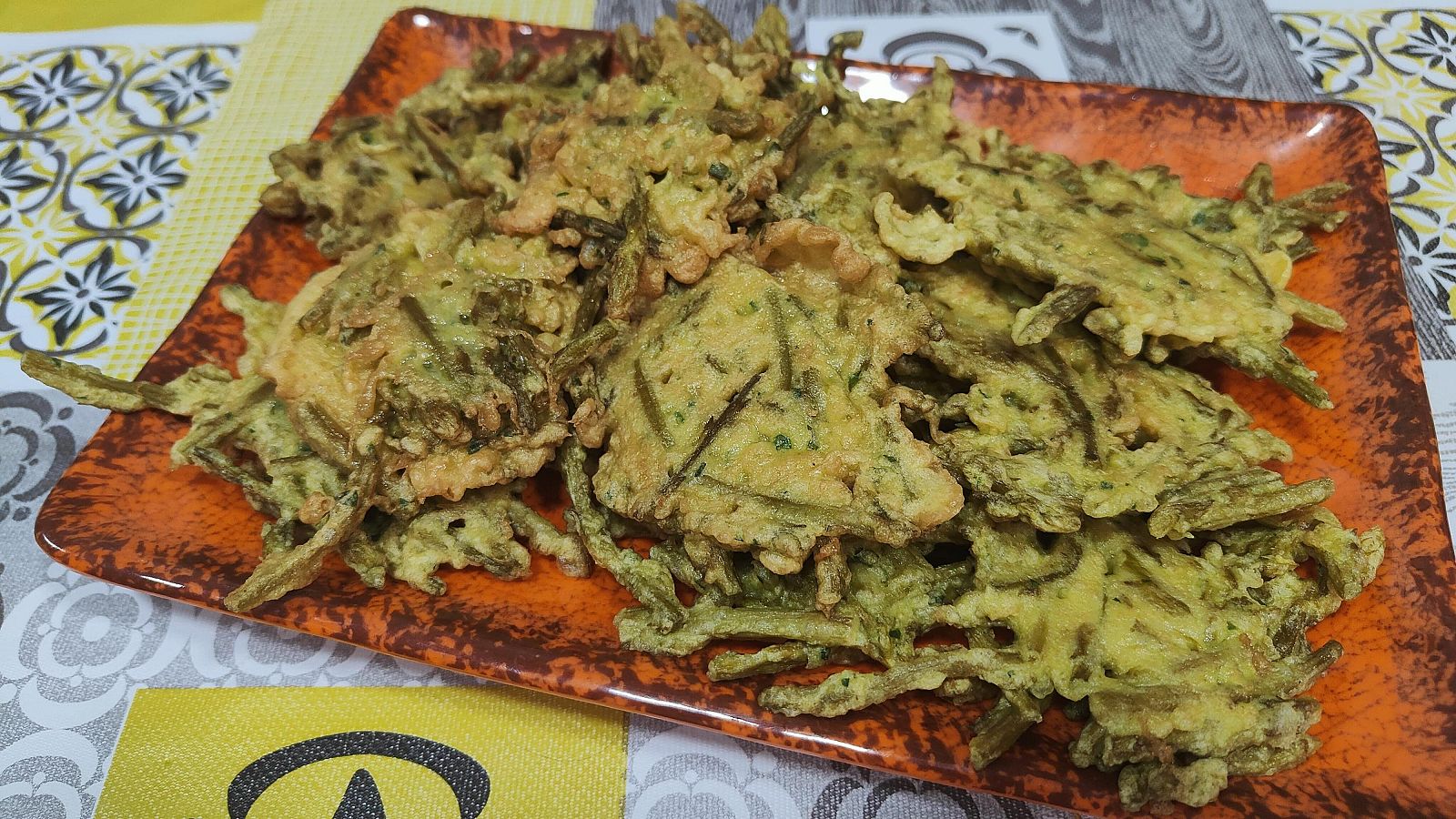 Tortitas de espárragos a la manera de Adoración | Ver