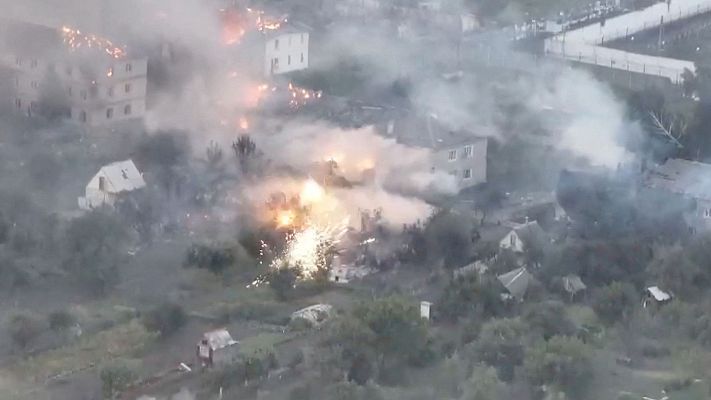 Ucrania lanza uno de los mayores ataques con drones contra Moscú