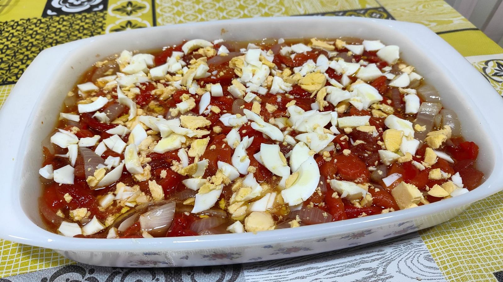 Deliciosa y refrescante ensalada de pimientos