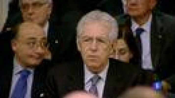 Telediario 1 - Mario Monti dimite oficialmente