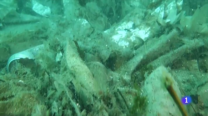 L'Informatiu - El fons marí català, ple de deixalles