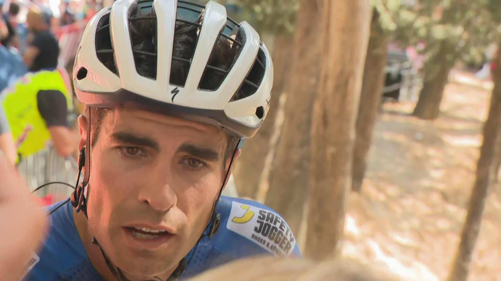 Mikel Landa, "contento de estar cerca de Roglic y Mas" en Cazorla