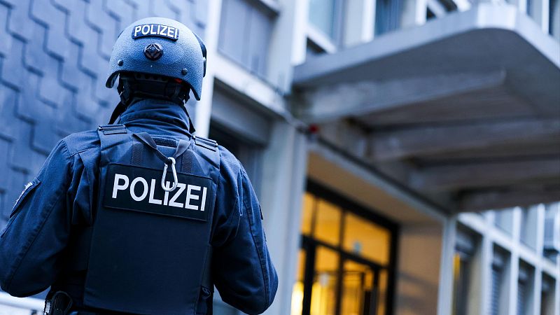 El supuesto autor del apuñalamiento en Alemania se entrega a la policía