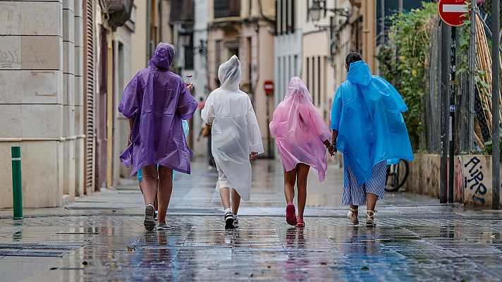 Telediario Fin de Semana - Cae granizo en el sur y el este del país y se desploman las temperaturas más de 10 grados