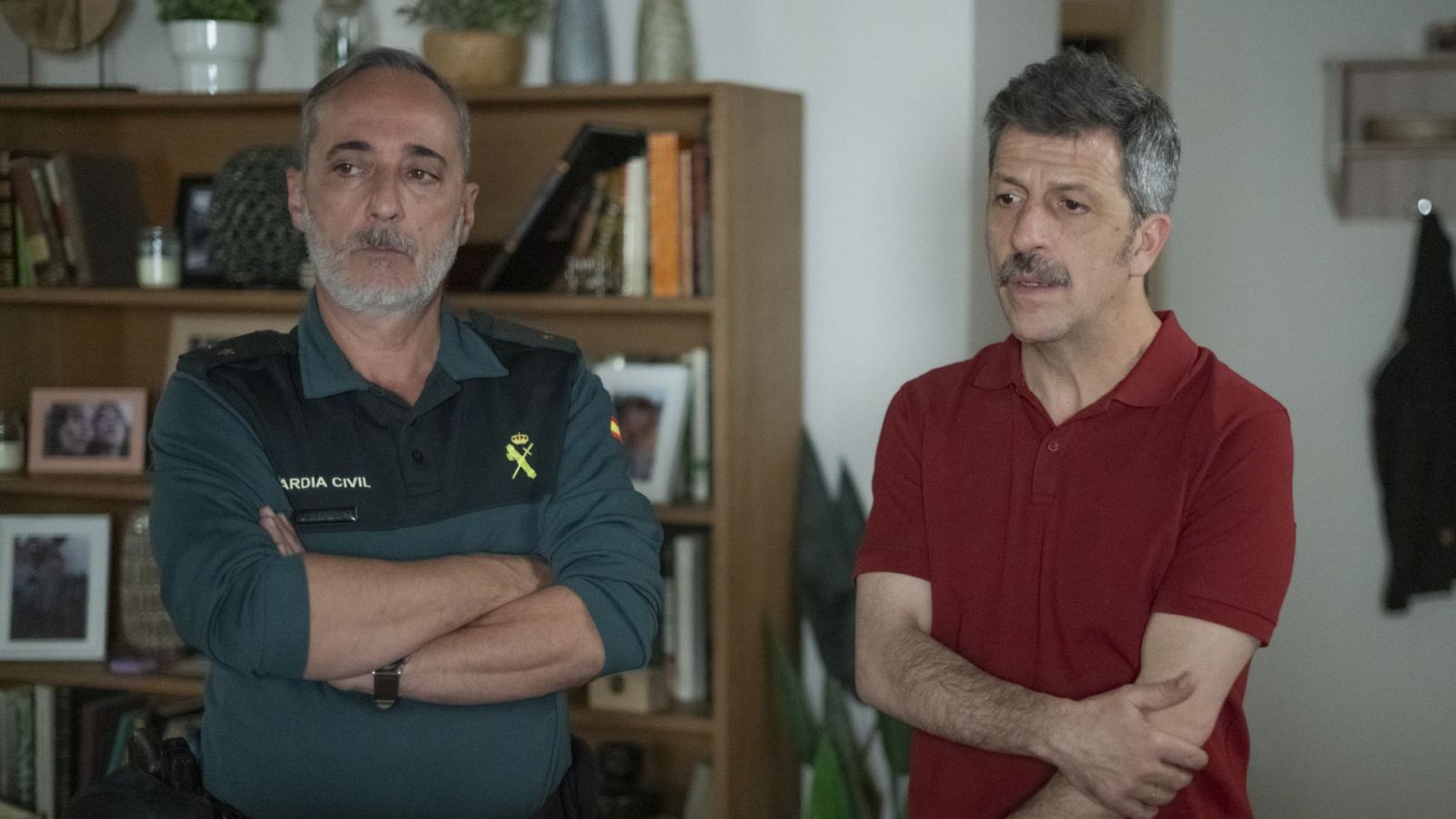 4 estrellas - Temporada 3 - Episodio 235: El doble de problemas - Ver ahora