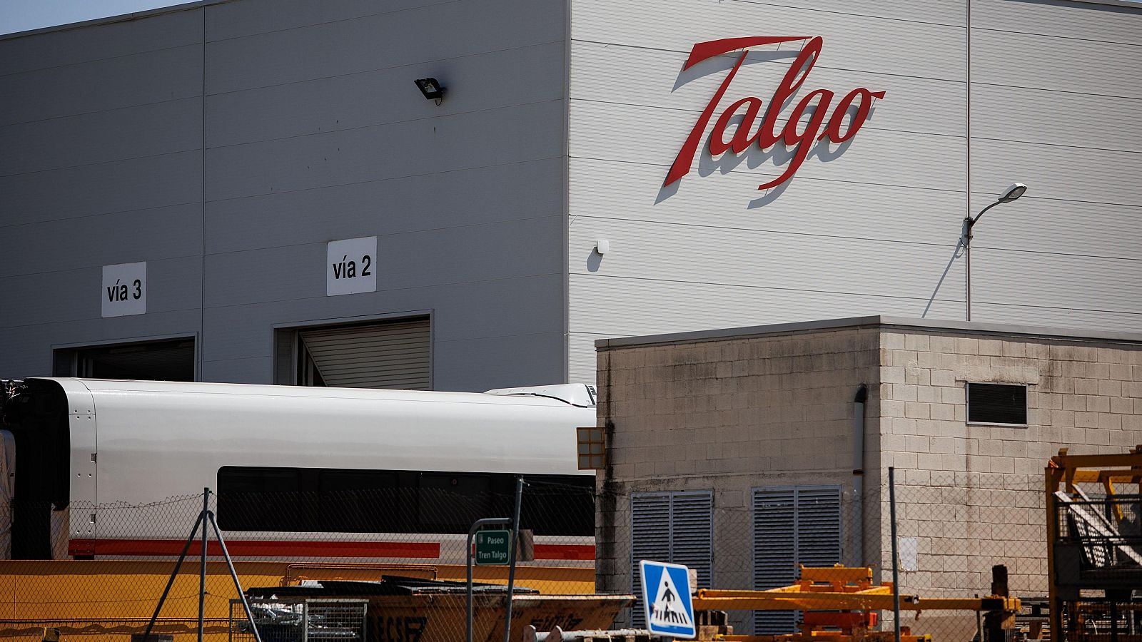 El Gobierno veta la venta de Talgo al grupo húngaro Magyar Vagon