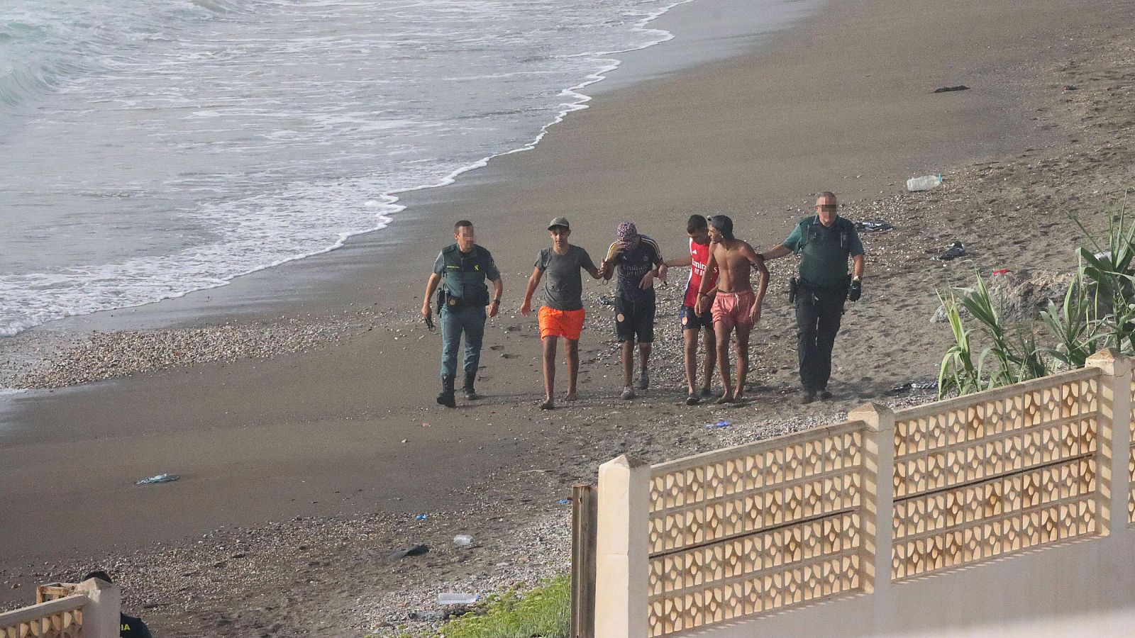 La presión migratoria en Ceuta no cesa, aunque descienden las llegadas de menores | Ver