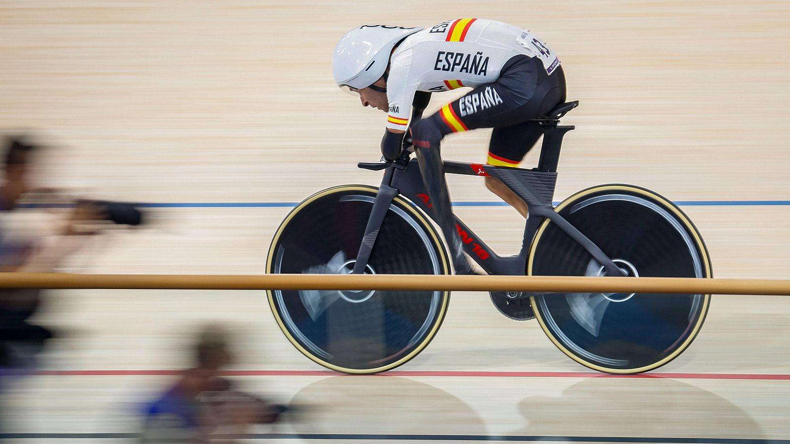 Ricardo Ten logra la primera medalla de España con un bronce en persecución de ciclismo en pista C1