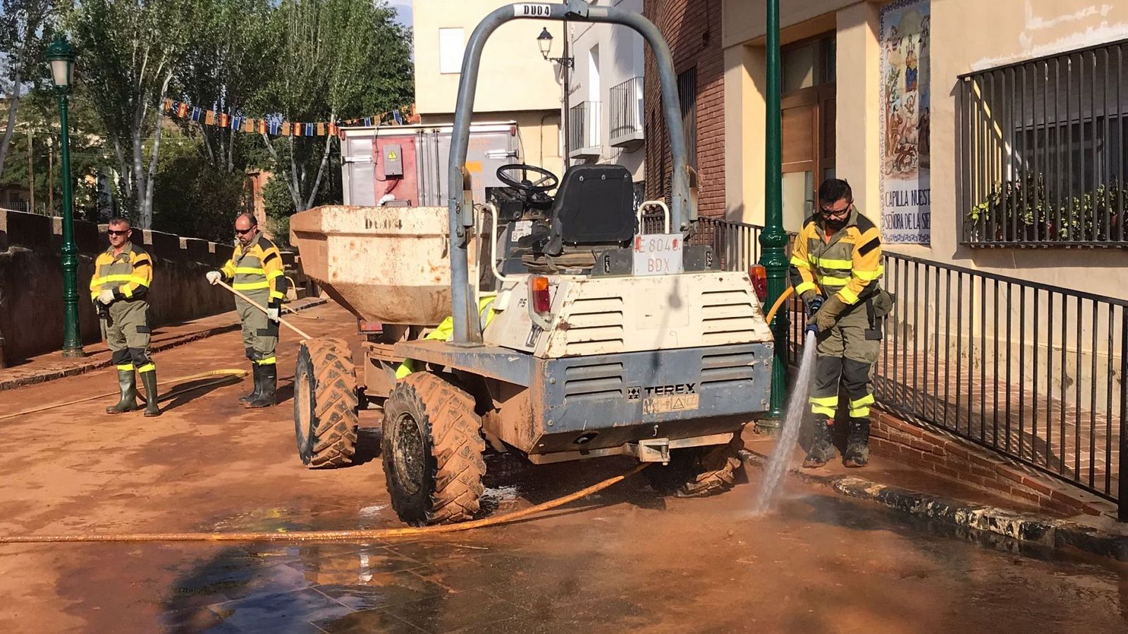 Dana golpea Aragón y anega calles en localidades de Zaragoza