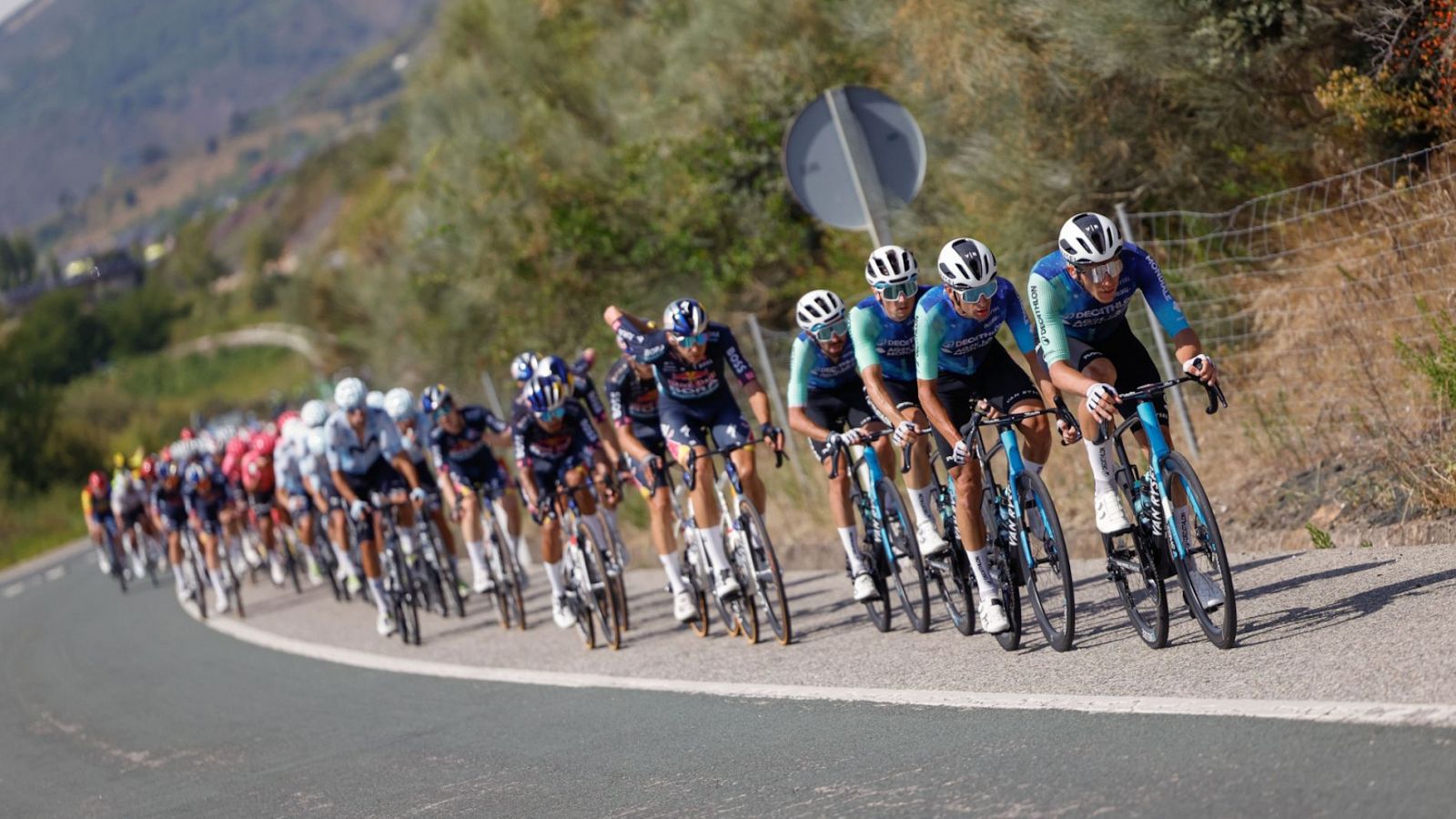 Vuelta ciclista a España - Emisión deportes en RTVE Play