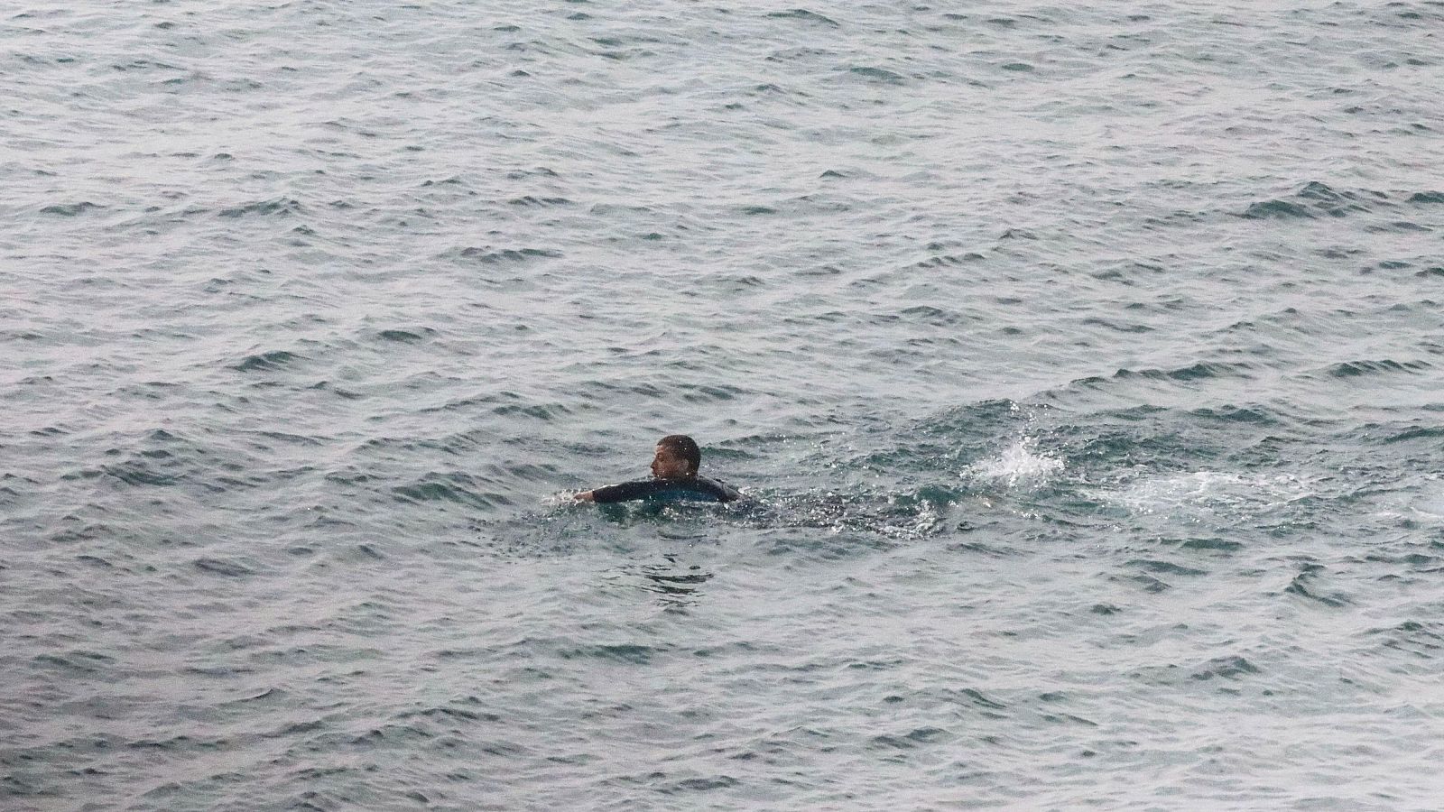 De cruzar a España a nado a los centros saturados de Ceuta | Ver
