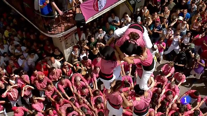 L'Informatiu - El món casteller fa pinya amb la Vella de Valls