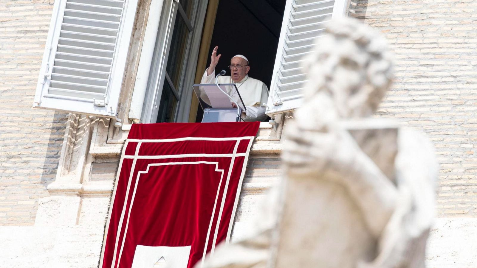 El papa comienza un viaje de 12 días al sudeste asiático