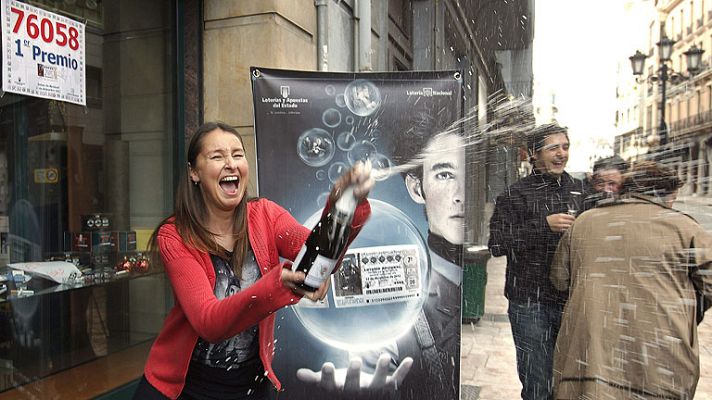 Telediario 1 - Los mejores momentos de la jornada de la Lotería de Navidad