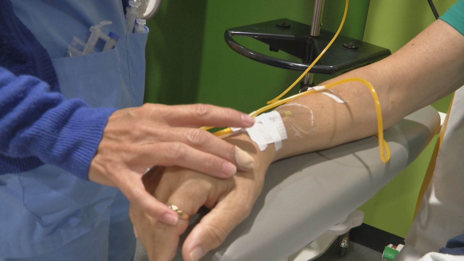 Pacientes reciben una vacuna experimental contra el cáncer de pulmón