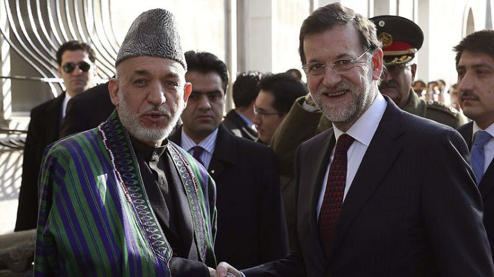 Telediario 1 - Rajoy: si los españoles trabajaran con el "empeño" de los militares, todo "iría mejor"