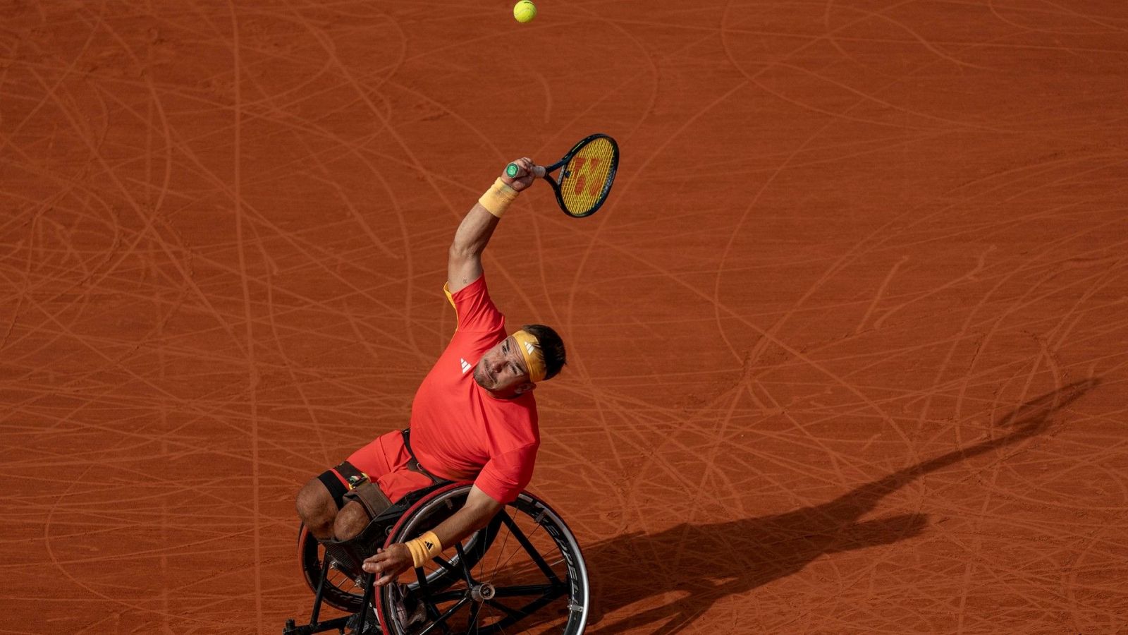 Paralímpicos París 2024 - Tenis en silla de ruedas: Pista Philippe-Chatrier. Semifinal. Dobles (M). Caverzaschi / de la Puente (ESP) vs. Miki / Oda (JPN)