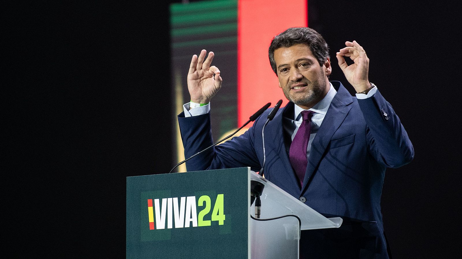 La extrema derecha propone un referendum sobre la cuestión migratoria en Portugal - Telediario 2 | Ver