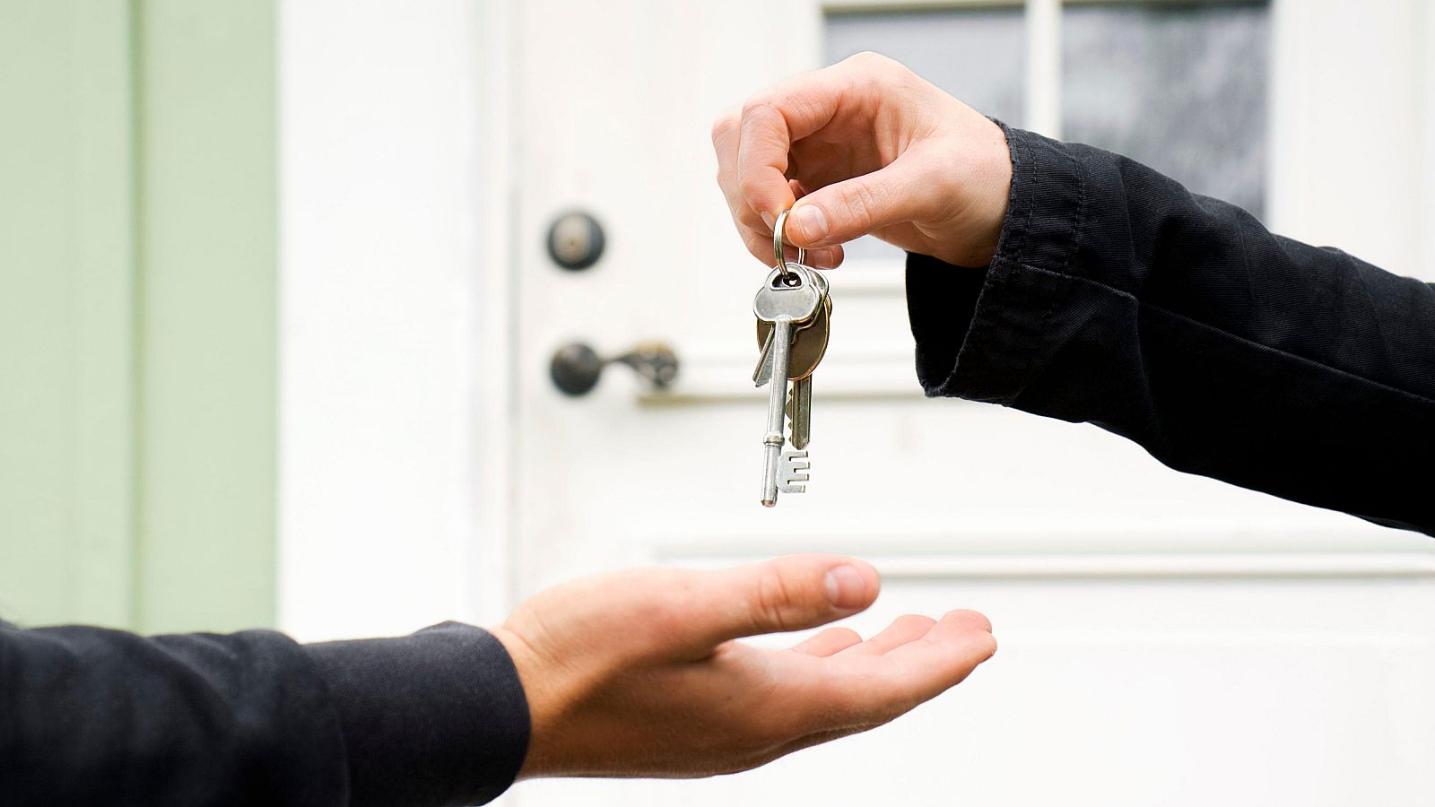 Alquiler con opción a compra: qué es y cómo funciona - La hora de La 1 | Ver