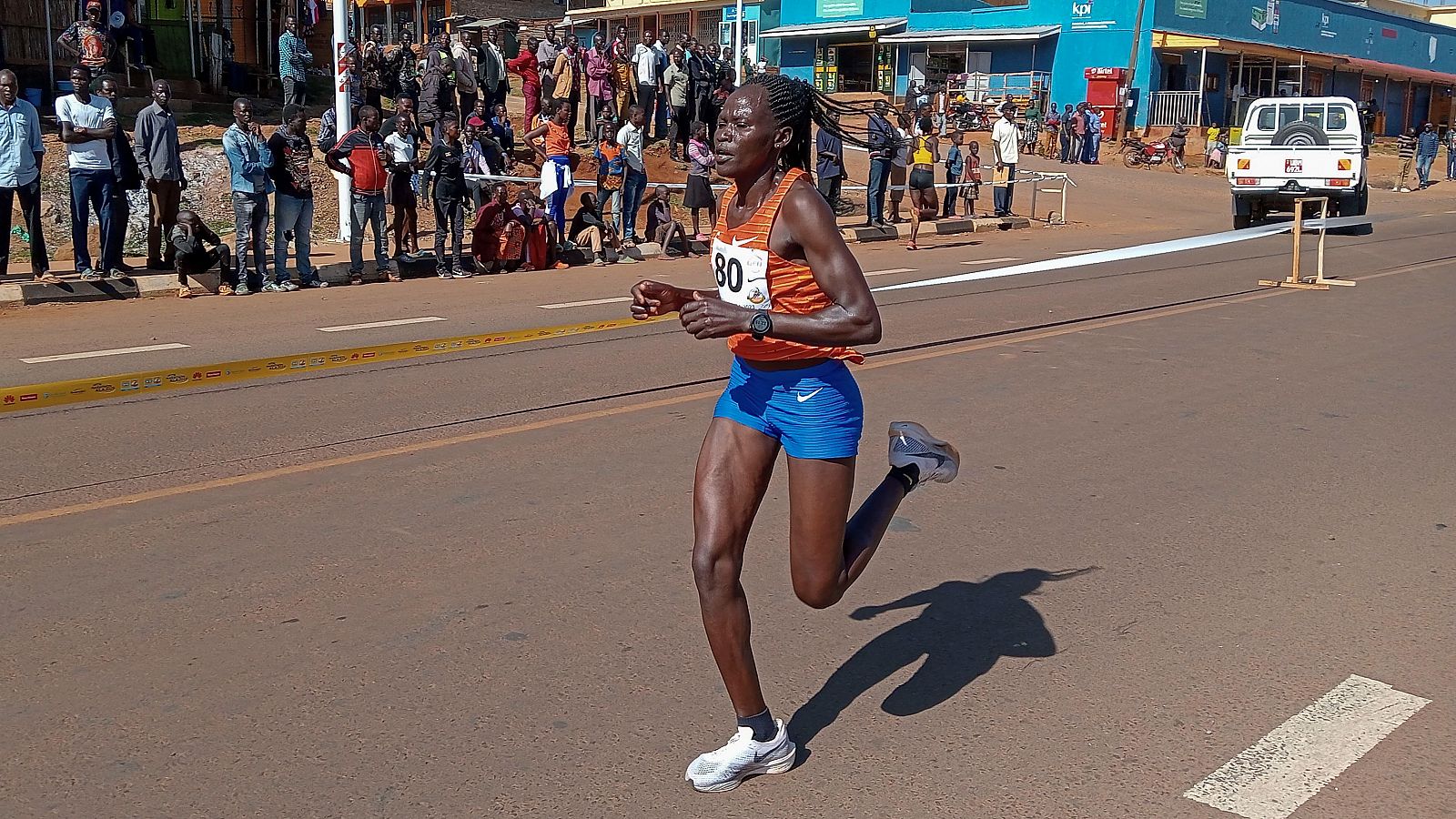 La atleta ugandesa Rebecca Cheptegei muere quemada por su novio