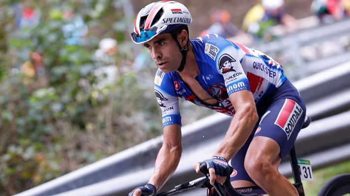 Vuelta ciclista a España - Caos en T-Rex: Landa se queda cortado y frenan a Cattaneo cuando tenía opciones de victoria en los últimos kilómetros