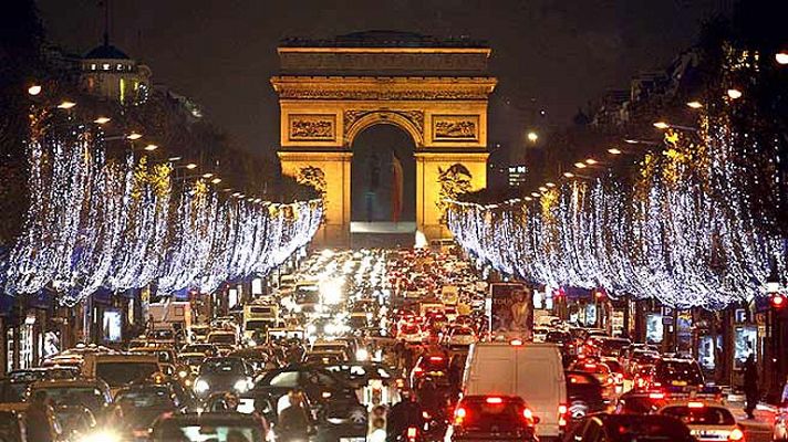 Telediario 1 - Navidad en París