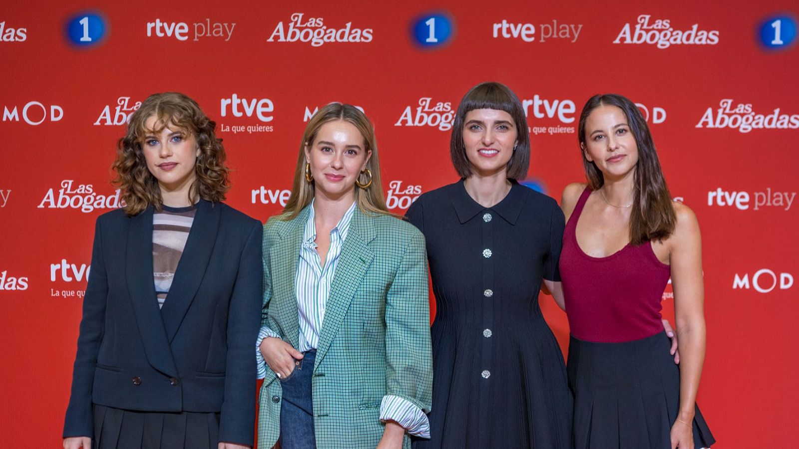 Elisabet Casanovas, Paula Usero, Almudena Pascual e Irene Escolar son 'Las abogadas'