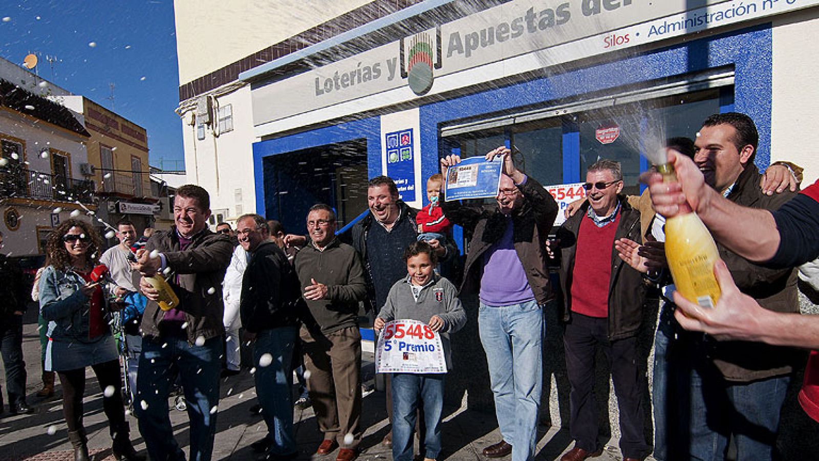 El día después de los nuevos millonarios en Alcalá de Henares por la Lotería de Navidad