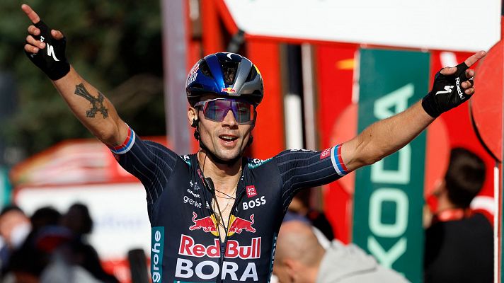Vuelta ciclista a España - Roglic vence con autoridad en Moncalvillo, se viste como líder y acaricia su cuarta Vuelta a España