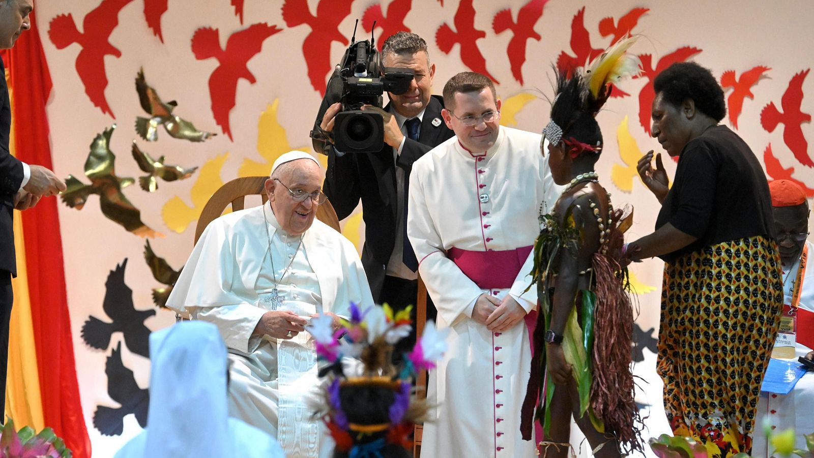 El papa llega a Papúa Nueva Guinea