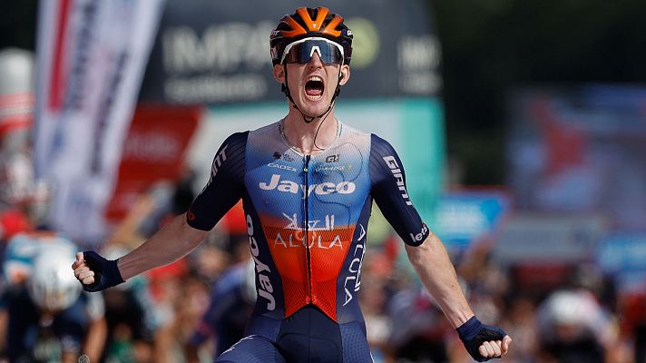 Vuelta ciclista a España - Eddie Dunbar se lleva la victoria en Picón Blanco