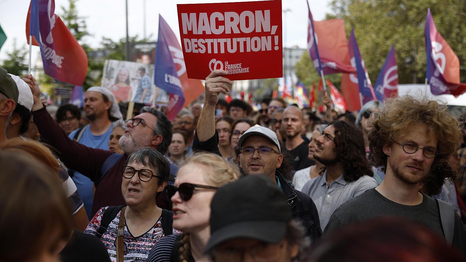 Manifestaciones contra Macron y Barnier por toda Francia