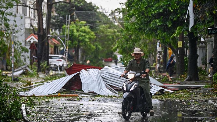 Telediario Fin de Semana - El tifón Yagi golpea Vietnam con fuertes lluvias y vientos de hasta 203 kilómetros por hora