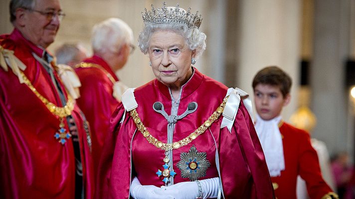 Telediario Fin de Semana - Se cumplen dos años de la muerte de la reina Isabel II del Reino Unido